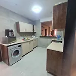 Shared City Stay At Midtown Compound Next To The Auc University